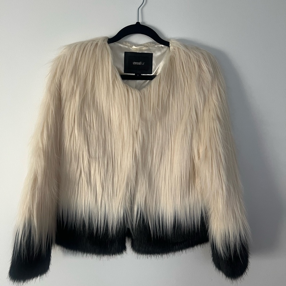 Unreal fur jacket - Picture 2 of 3